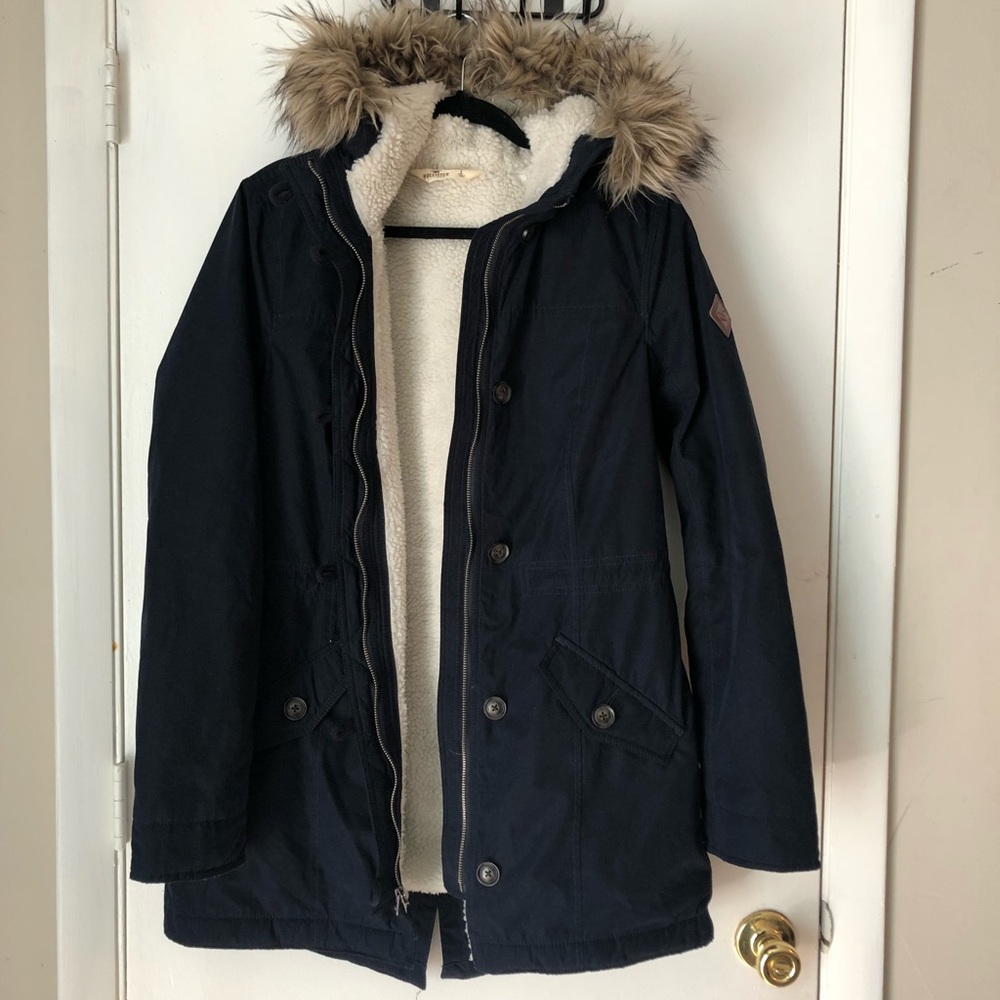 HOLLISTER SHERPA LINED PARKA